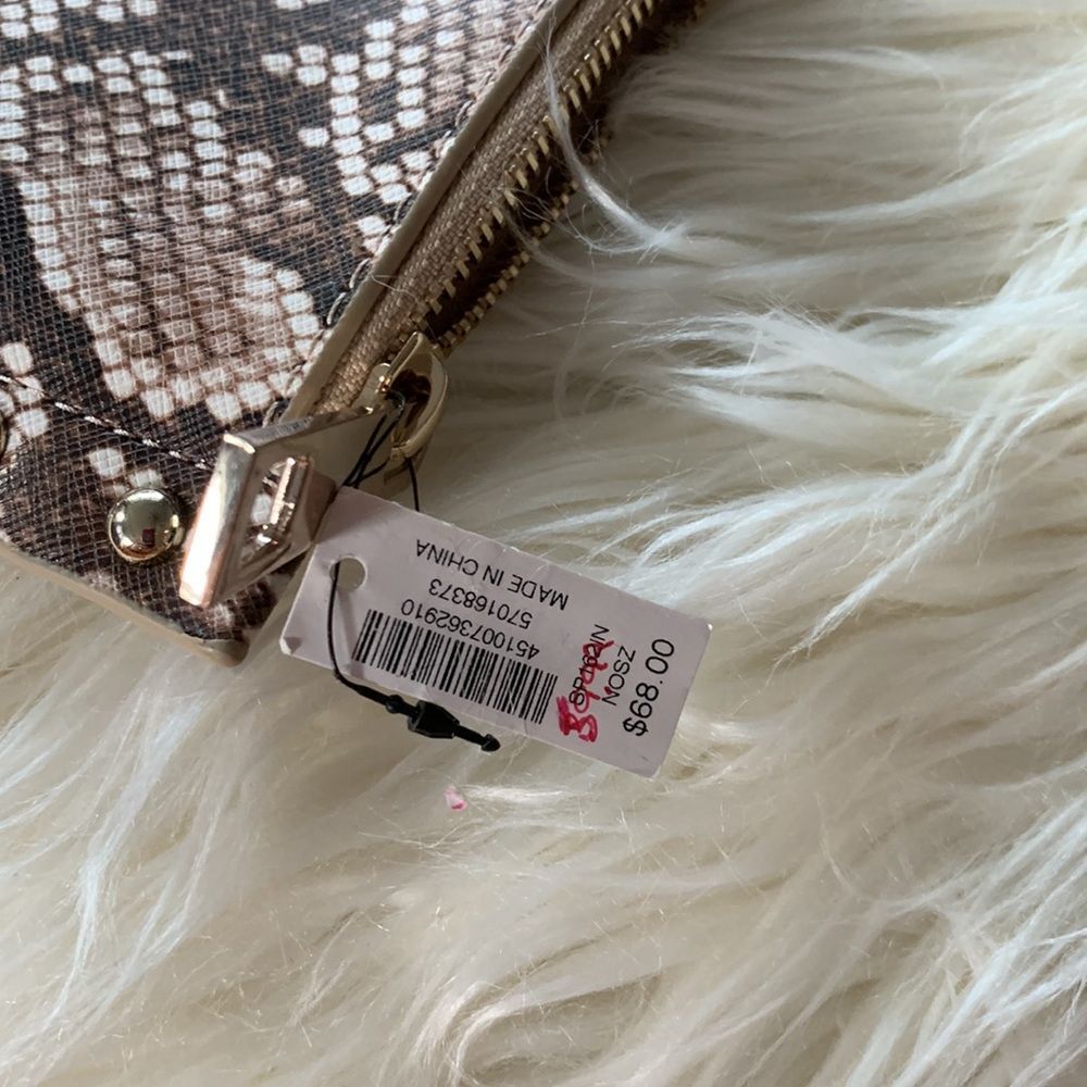NWT WHBM Animal Print Oversized Clutch - Picture 9 of 10